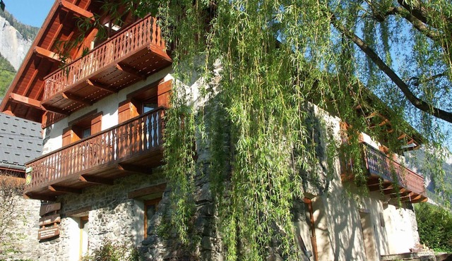 Magnificent detached chalet★7 bedrooms★prox. Alpe d'Huez