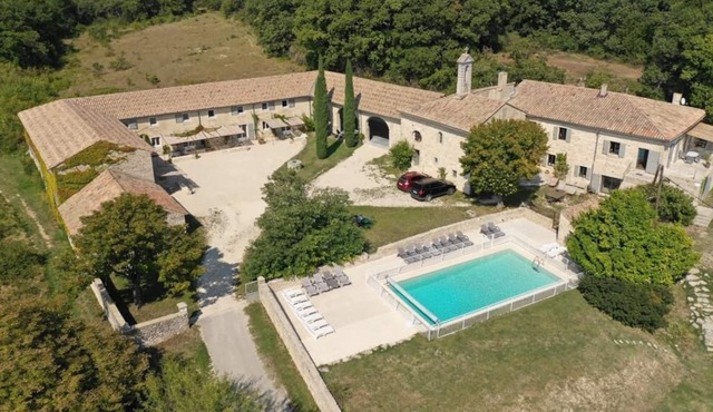 MAGNIFICENT DOMAIN IN DROME PROVENCAL 3