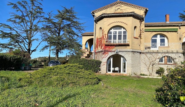 Magnificent Family villa near the Cèze River