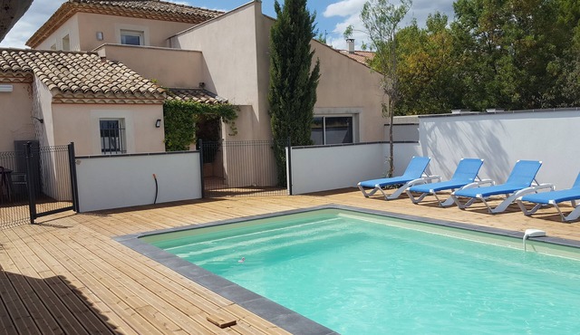 MAGNIFICENT HOUSE BETWEEN VINEYARDS, RIVER AND SEA WITH 8X4 SWIMMING POOL