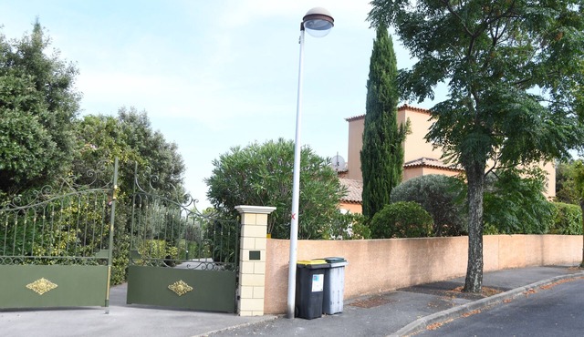 Magnificent villa with swimming pool and panoramic view in St Gely du Fesc