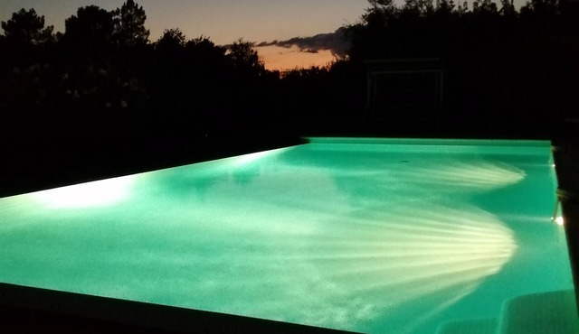 Magnificent ground-floor apartment with 4* infinity pool and sauna