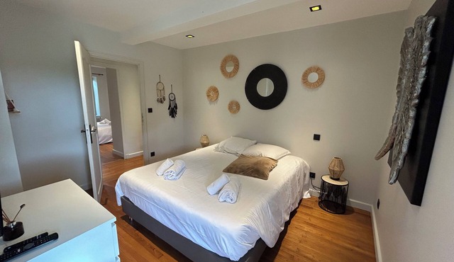 Magnificent guest room in an exceptional property.!