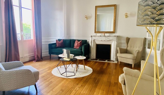 Magnificent Haussmannian apartment - City center