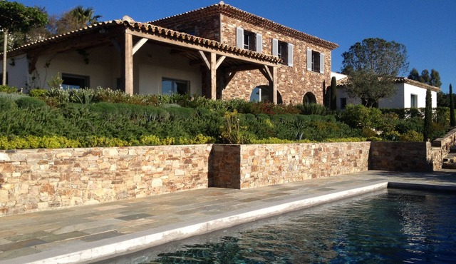 Magnificent house full of charm, superb 180° sea view, heated swimming pool