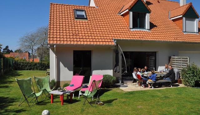 Magnificent house Neuve - beautiful garden - classified site - 6 people