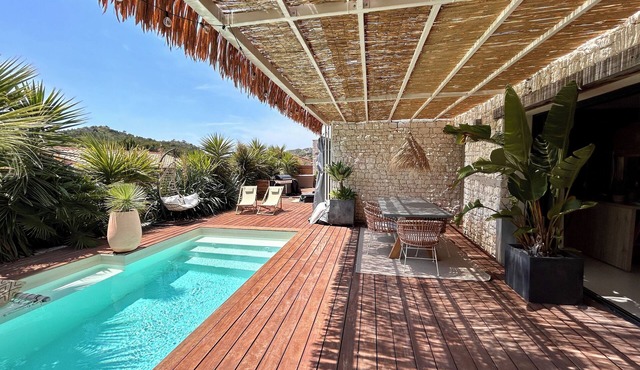 Magnificent house on the Côte Bleue, 2 steps from the calanques!