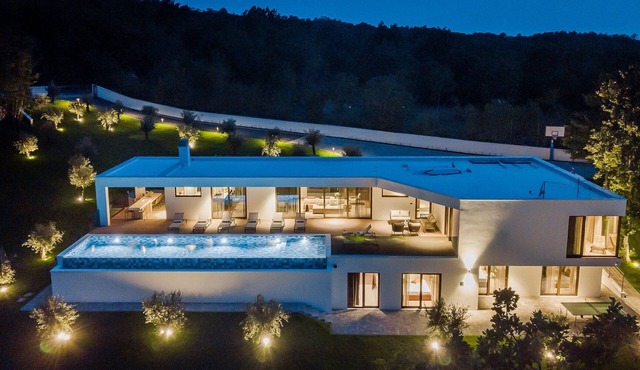 Magnificent Istria Villa | Villa Green Oasis | 4 Bedrooms | Heated Pool