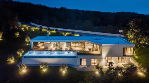 Magnificent Istria Villa Villa Green Oasis 4 Bedrooms Heated Pool