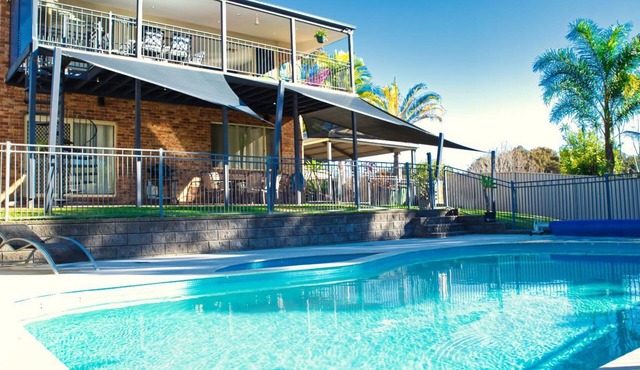 Magnificent Lakeview House - Long Jetty