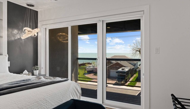 Magnificent Lakeviews