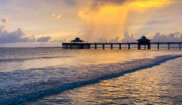 Magnificent location! One step closer to paradise…