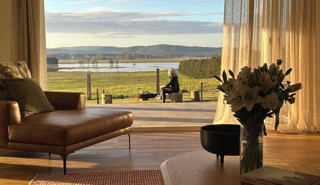 Magnificent luxury country estate with heavenly views-easy 1.5 hr to Sydney