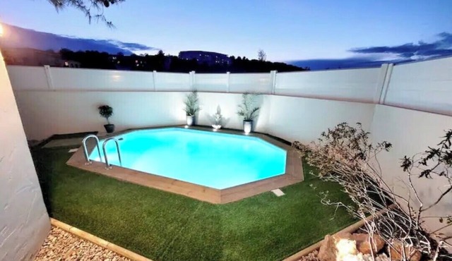 Magnificent maisonnette with private pool, 25min from beaches, 5 minutes from Montpellier