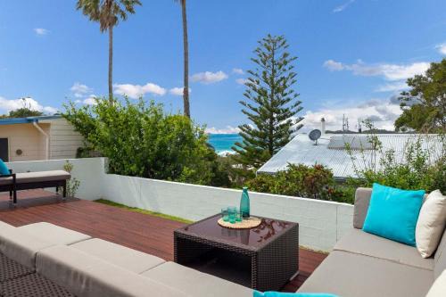 Magnificent Malua Views, Stroll to the beach