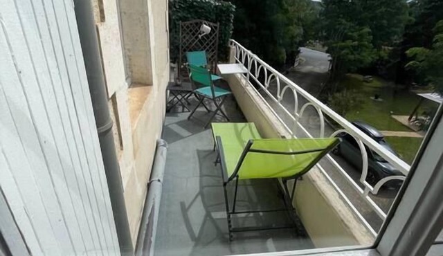 Magnificent mansion (9 bedrooms) with swimming pool