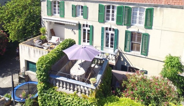 Magnificent mansion in the heart of the city of Bram