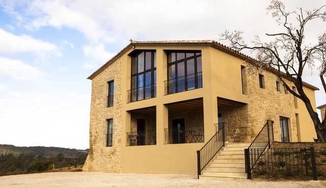 MAGNIFICENT MASÍA s. XVIII IN AN IDYLLIC ENVIRONMENT