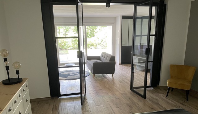 Magnificent modern apartment in the countryside