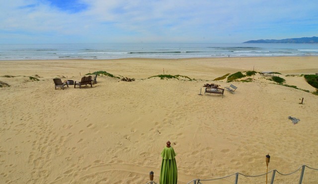 Magnificent Ocean views! On Oceano sandy beach with fire pit
