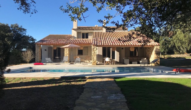 Magnificent property comprising house with heated swimming pool and sheepfold