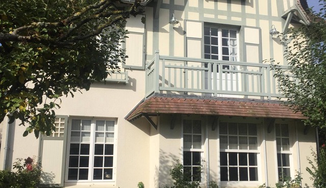 Magnificent property in the heart of Deauville
