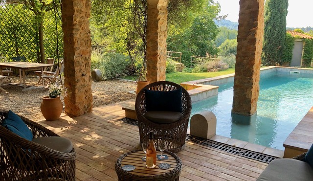 Magnificent Provencal Bastide with 14m long pool in mature private garden.