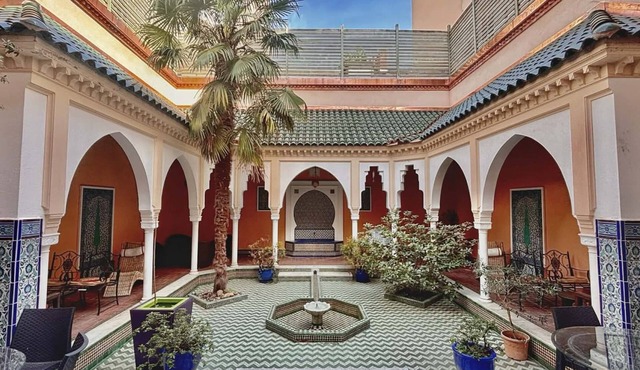 Magnificent Riad with outdoor patio