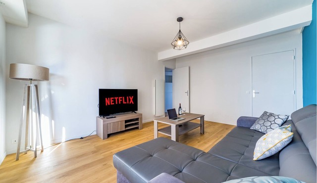 Magnificent T4, 3 Bedrooms, Free Secure Parking