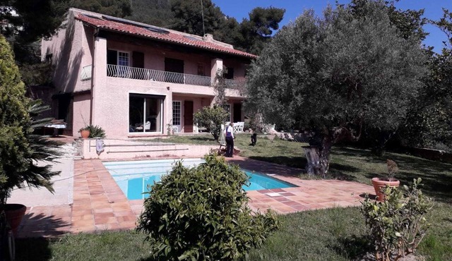 Magnificent villa located in La Valette-du-Var