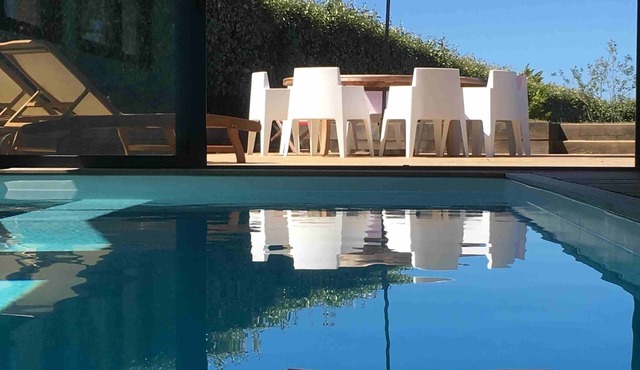 MAGNIFICENT VILLA 250 M2 SEASIDE SEA VIEW INDOOR POOL BEACH BRITTANY