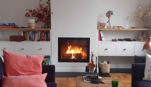 Magnificent villa with garden 5 minutes' walk from the gondola.