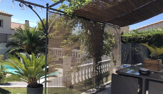 Magnificent villa at the foot of the Alpilles