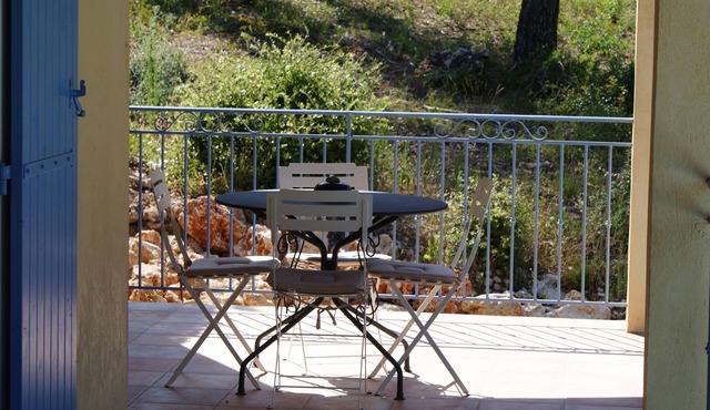 Magnificent Villa in quiet location - 5 bedrooms - 3 shower rooms. To discover