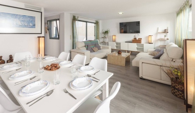 Magnificent villa near the beach with swimming pool and wifi gr, Gandia Confort Treviso