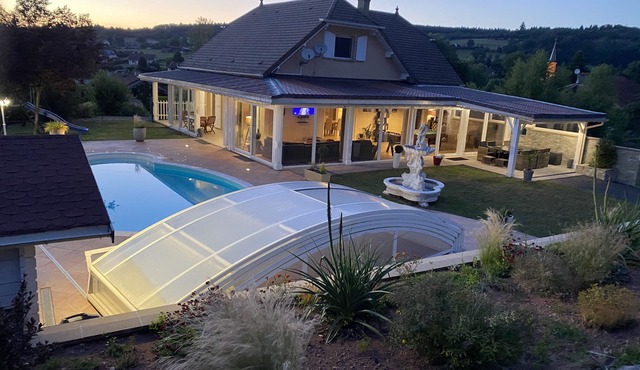 Magnificent villa with swimming pool in the heart of the Vosges