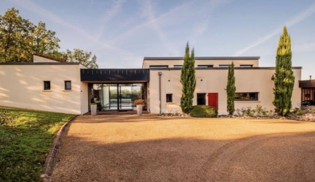 Magnificent villa with swimming pool, table soccer and pingpong in the heart of Périgord