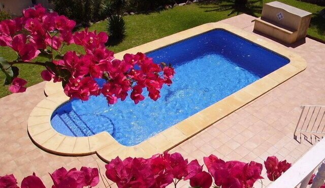 Magnificent villa with sea view and swimming pool (VT-447382-A)