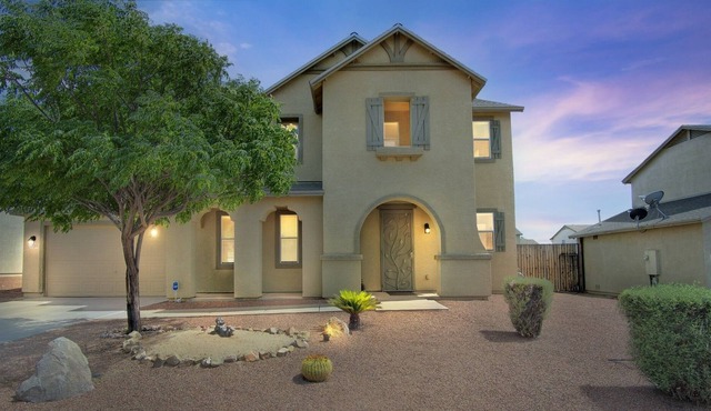 Magnificent Whole House At Tucson Mtn Village Sleeps 8 4 Bedroom Home by Redawning