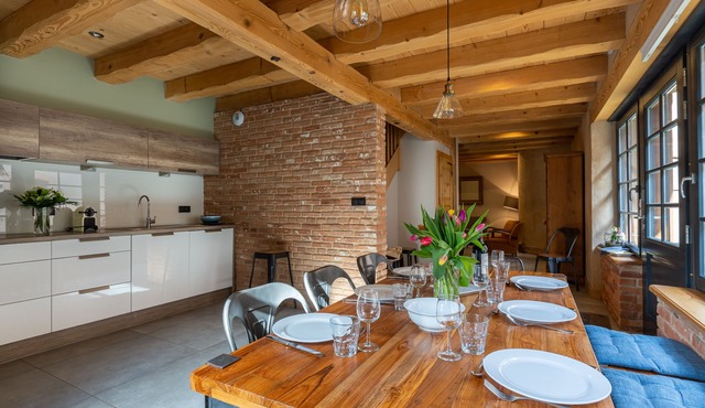 Magnificent XVIIIth century farmhouse, in the heart of the Alsace vineyard.