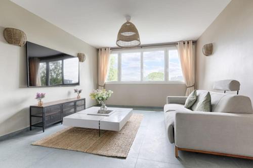 Magnifique Appt Tour Eiffel à 10min de Paris - 6P