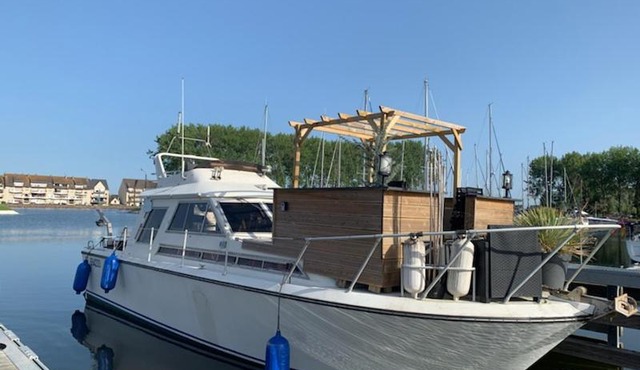 Magnifique bateau maison