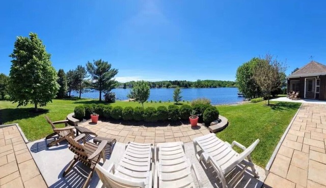 Magnifique chalet Lac-Kénogami Saguenay - Chalet AYALA with spa and private beach