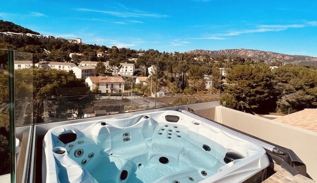 Magnifique Duplex Contemporain Climatisé Jacuzzi Ref : Duplex Vill'Attilio