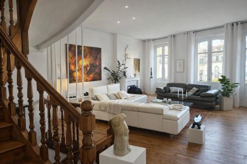 Magnifique duplex 200 m2 en coeur de ville de Salies de Bearn, au confort premium