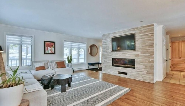 Magnifique et Paisible Propriété Avec Espace Pour Faire un feu