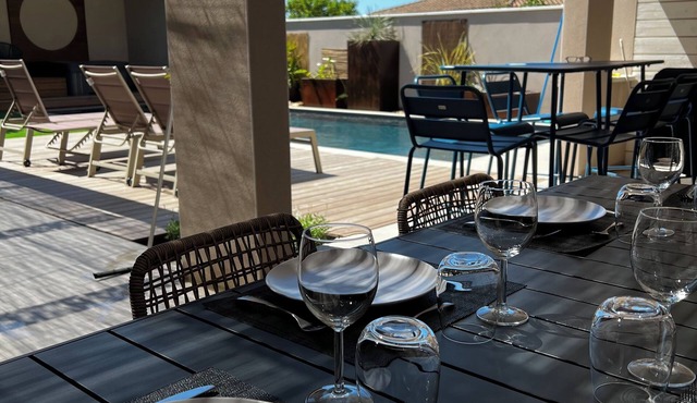 Magnifique Loft, 300m2, 6 Chambres, Avec Piscine et spa