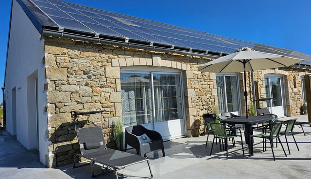 Magnifique Longère en Pierre Refaite à Neuf Proche de la mer et en Campagne