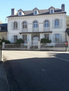 Magnifique maison de maître du 18e avec jardin