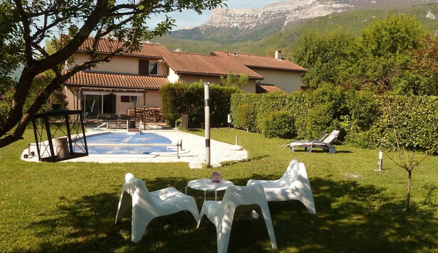 Magnifique Maison au Calme Avec Piscine !
